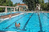 Schwimmbad ins Holiday Beach Budapest Hotel - schöne 4 Sterne hotel in Buda