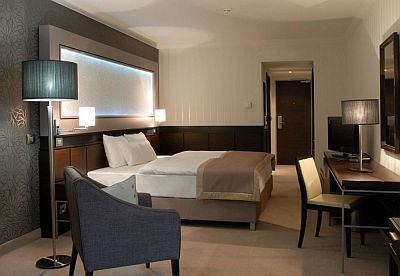 Aquaworld Hotel Suite Budapest - Elegantes Doppelzimmer im Aquaworld Resort Budapest